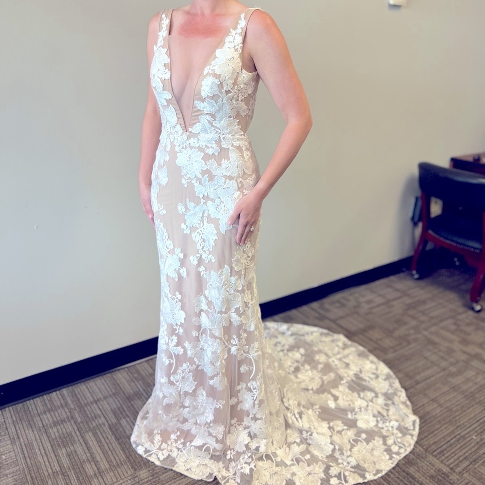 Brand New Olia Zavozina Wedding Dress